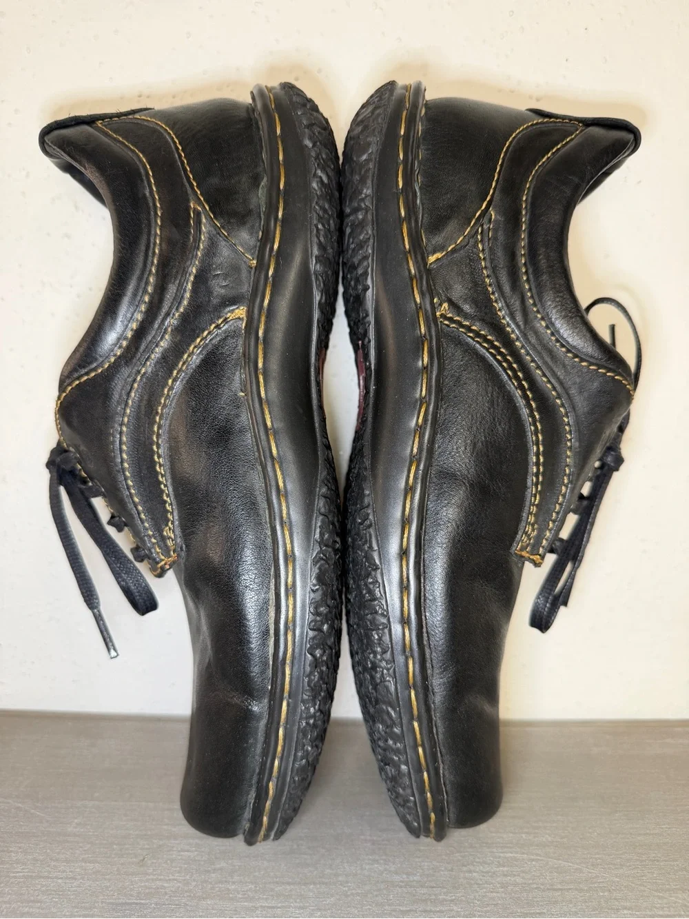 Born Leather Sneakers Womens Size 11 M Black Low Top Casual Comfort Oxford Derby
